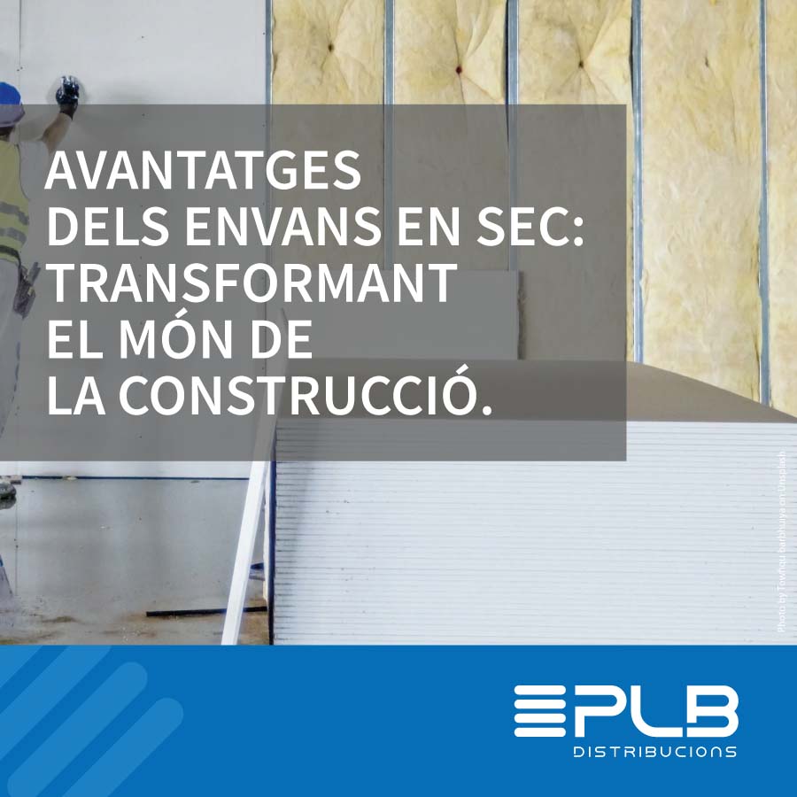 Els envans en sec han revolucionat la indústria de la construcció en els últims anys. Aquest mètode, que es basa en l'ús de panells prefabricats en lloc de maons i morter, ofereix una sèrie d'avantatges significatius.
